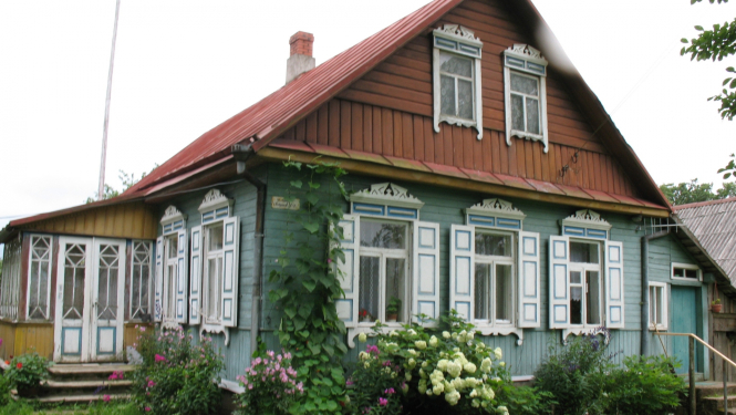 Veca koka māja