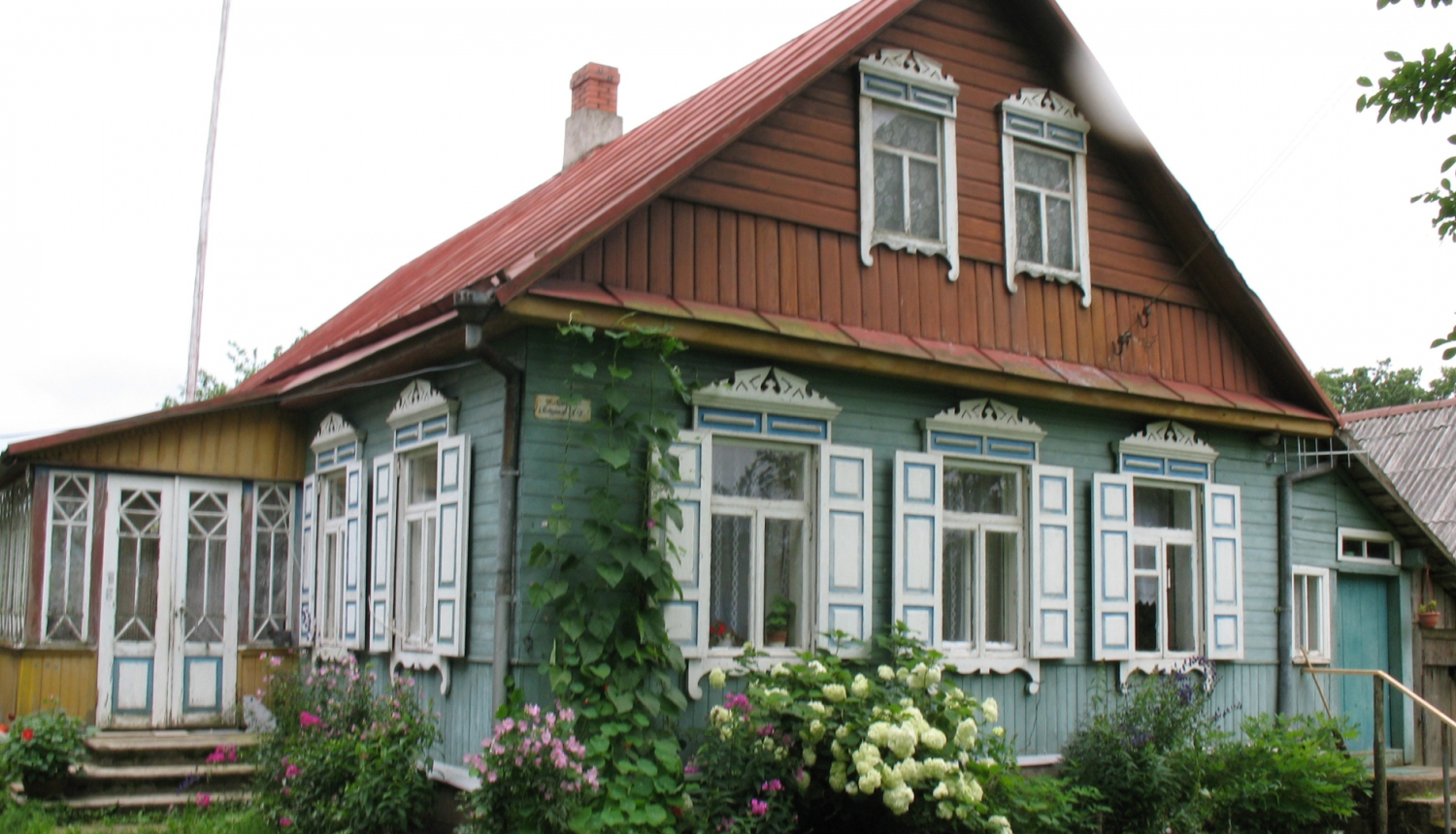 Veca koka māja