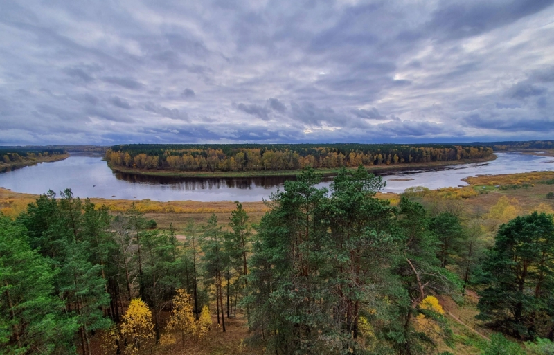 Skats uz Daugavs lokiem