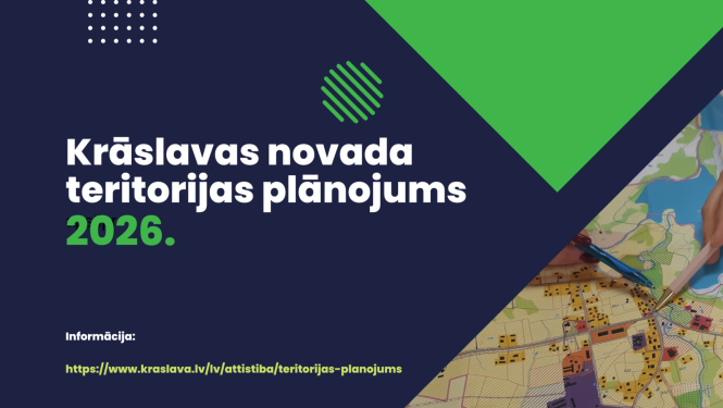 Cilvēki strādā ar karti. Krāslavas novada teritorijas plānojuma izstrādes publicitātes attēls.