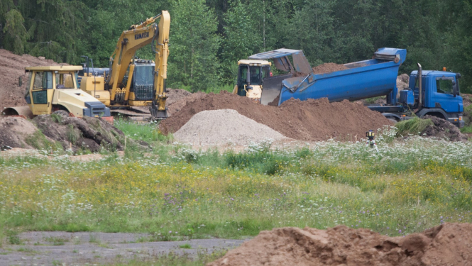 Smagā tehnika strādā Pils ielā, Krāslavā