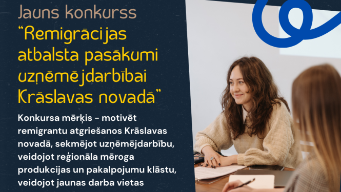 Divas sievietes sēž pie galda, uz kura ir dators un kancelejas piederumi. Projektu konkursa afiša