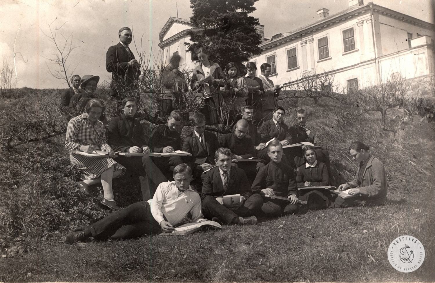 Krāslavas Valsts ģimnāzijas skolēni. 1929. gads