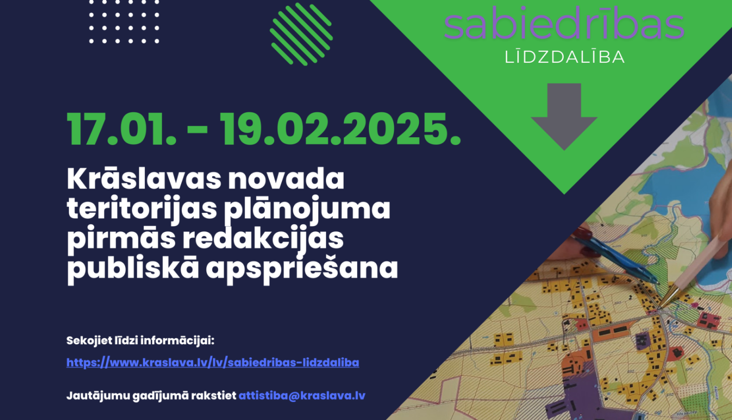 Cilvēki strādā ar karti. Krāslavas novada teritorijas plānojuma izstrādes publicitātes attēls.